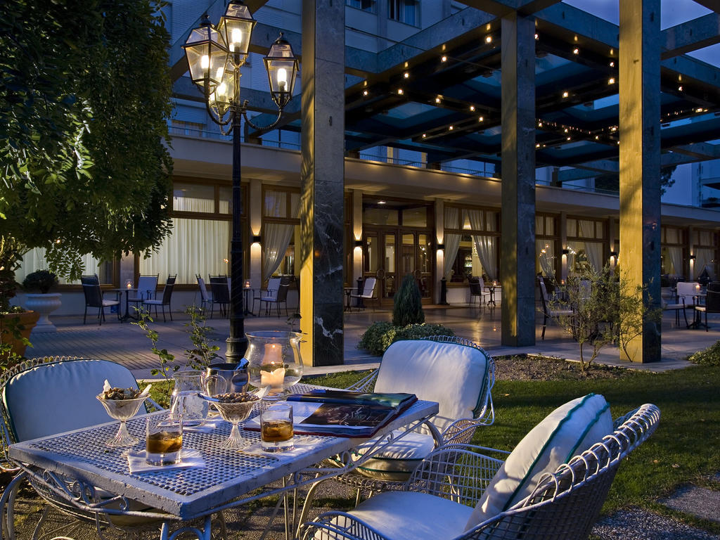 אבנו טרמה Hotel Universal Terme מראה חיצוני תמונה